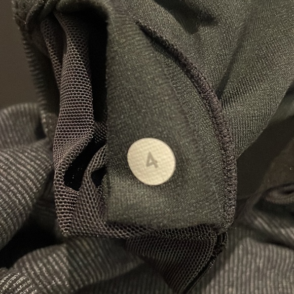 Lululemon Scoop Neck Tank - Heathered Coal Wee Stripe / Deep Coal - Picture 7 of 9